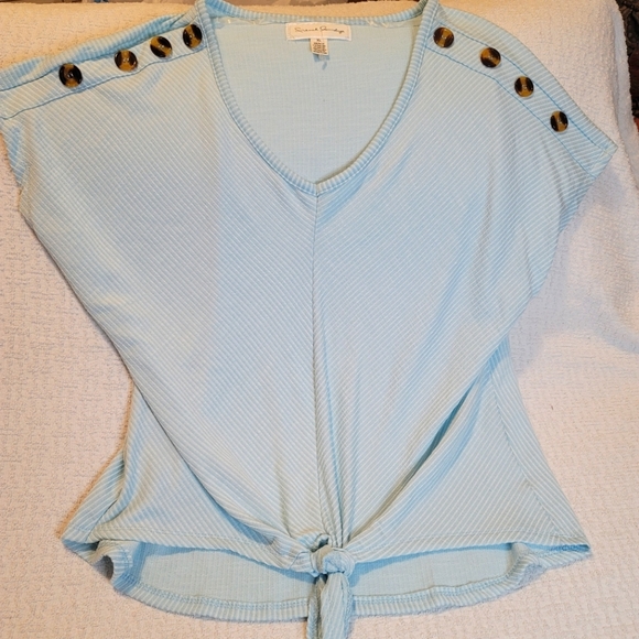 French Laundry Other - Blouse  Soft.